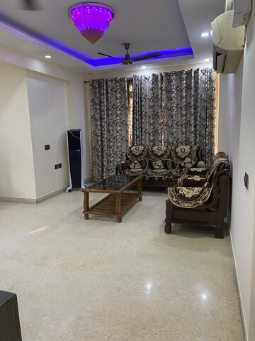 Living Room in 4 BHK Apartment at Emerald Green, Sector 52 – for Rent