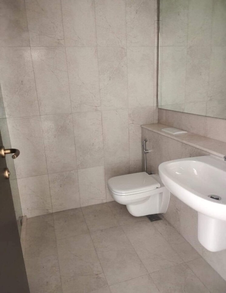 Bathroom, panchshil-towers 3.5 Bedroom 3000 Sq.Ft. Apartment In Kharadi Pune 8948279