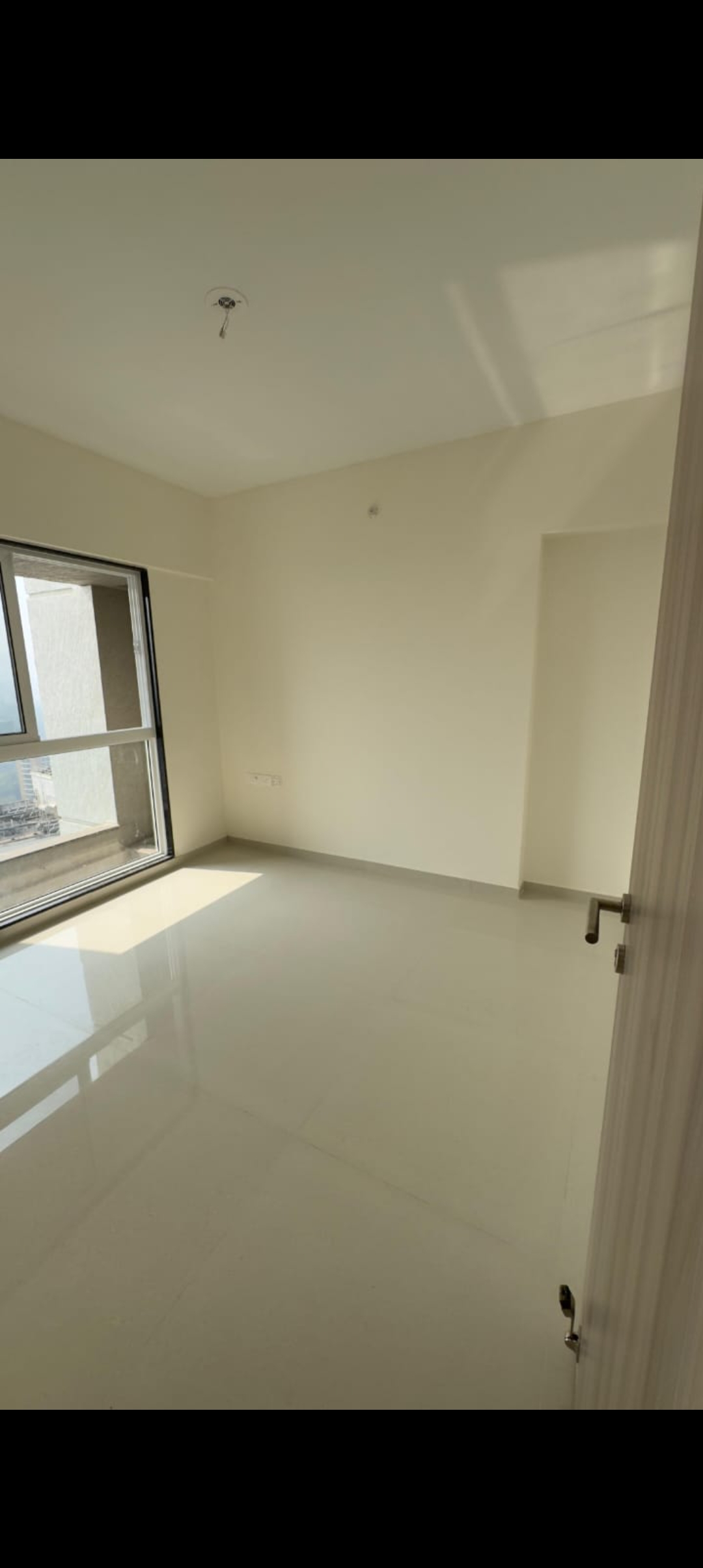 1 BHK 462 Sq.Ft. Apartment in Ashar Axis