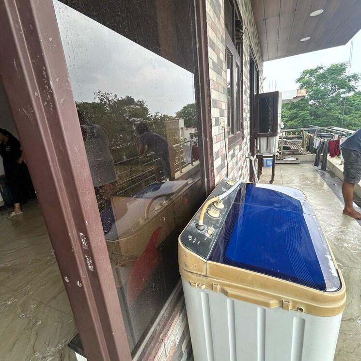 Balcony, sector 21 1 Bedroom 600 Sq.Ft. Builder Floor In Sector 21 Gurgaon 8948303