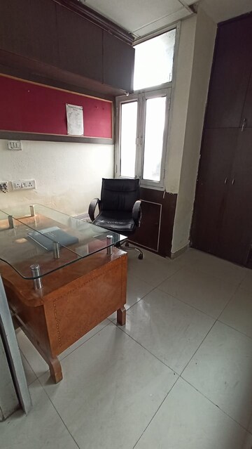 Team Area in  Office Space at Veera Safdarjung Enclave, Safdarjung Enclave – for Rent