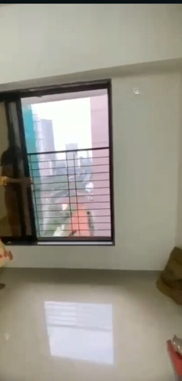 Room in 1 BHK Apartment at Yash Amogh, Lalbaug – for Rent