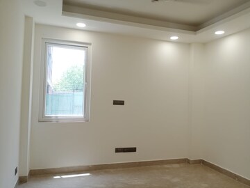 Room in 3 BHK Builder Floor at East Of Kailash – for Rent