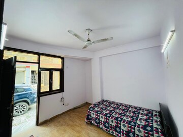 Bedroom in 1 RK Builder Floor at Paryavaran Complex – for Rent