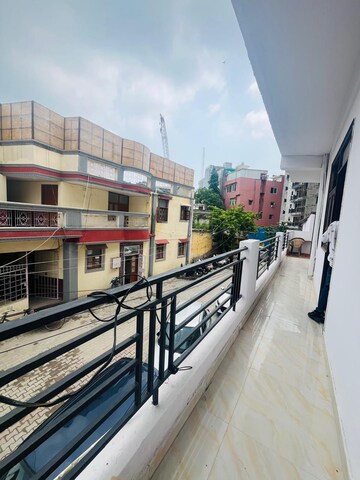 Balcony in 1 RK Builder Floor at Paryavaran Complex – for Rent