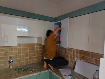 Furnished Amenities in 2 BHK Apartment at Mahagun Mywoods, Sector 16c Greater Noida – for Rent