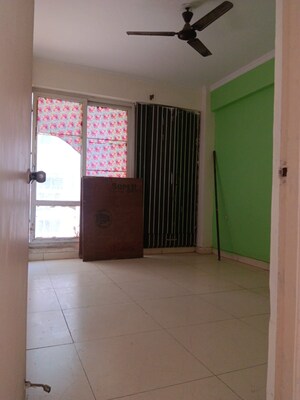 Room in 2 BHK Apartment at Value Infra Meadows Vista1, Raj Nagar Extension – for Sale