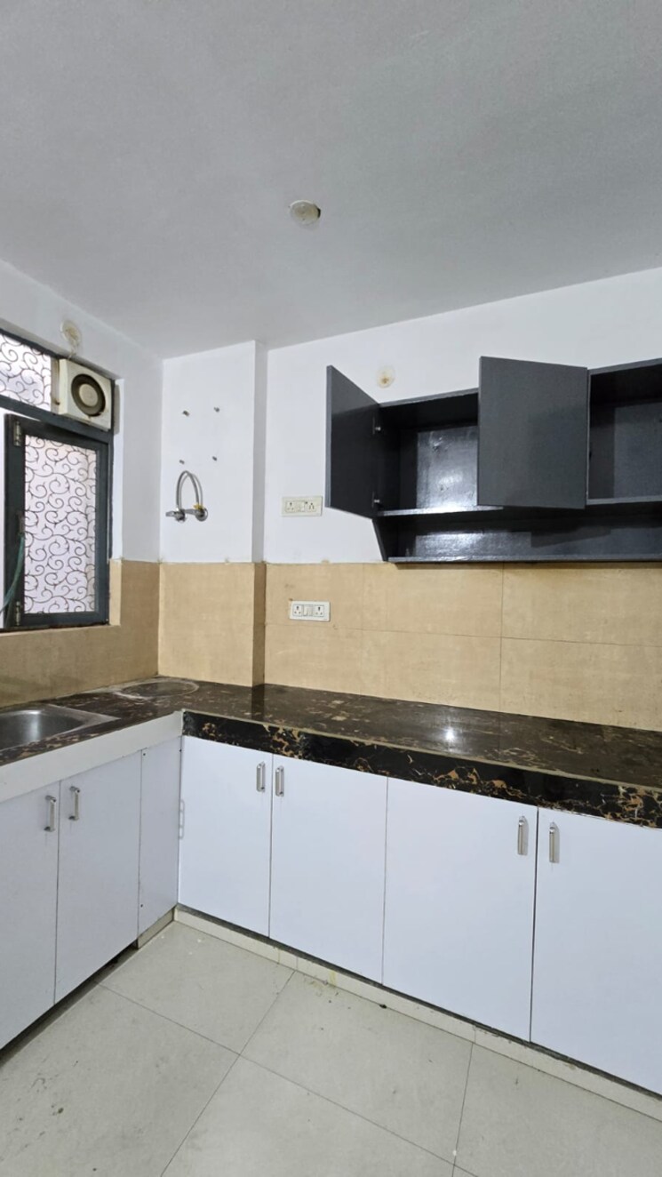 Kitchen, saket 1 Bedroom 500 Sq.Ft. Builder Floor In Saket Delhi 8948420
