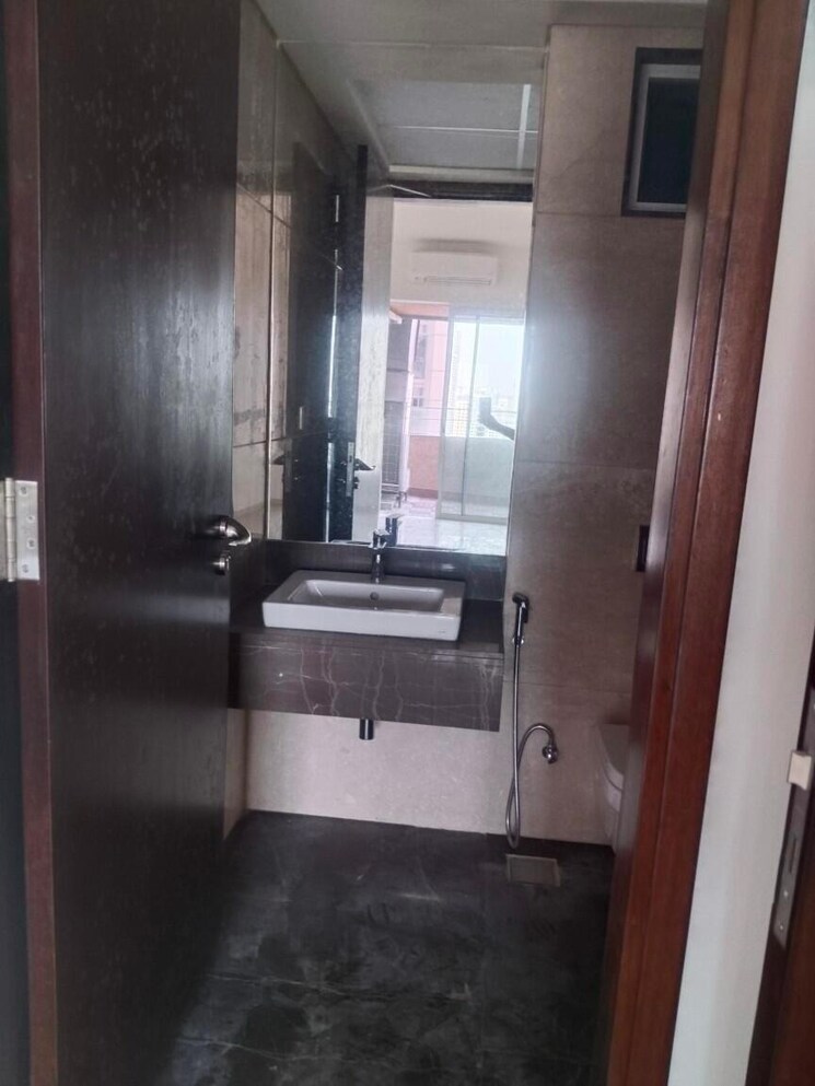 Kitchen, lokhandwala-minerva-mahalaxmi 3 Bedroom 1350 Sq.Ft. Apartment In Mahalaxmi Mumbai 8948422