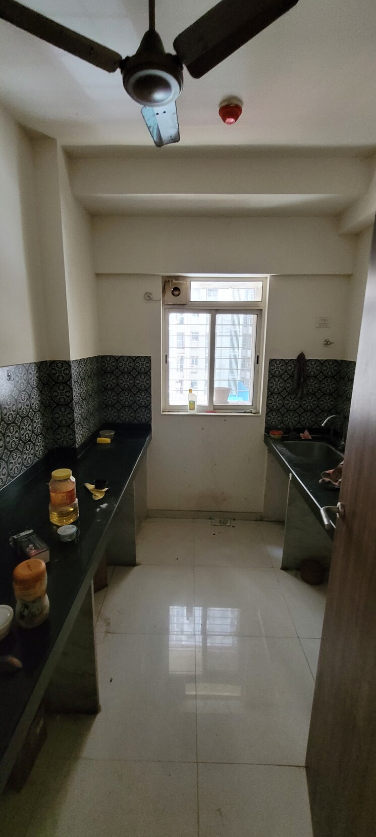 Kitchen, lodha-amara 1 Bedroom 453 Sq.Ft. Apartment In Kolshet Road Thane 8948438