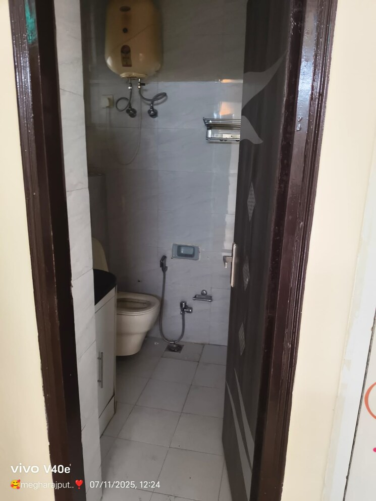 undefined, sector 47 3 Bedroom 1600 Sq.Ft. Apartment In Sector 47 Gurgaon 8948432