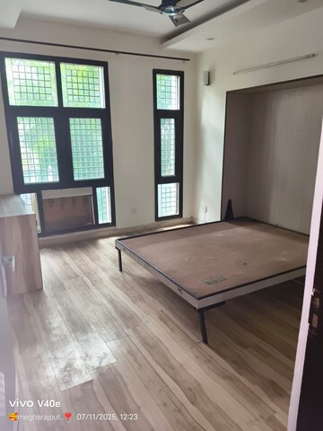 Room in 3 BHK Apartment at Sector 47 – for Rent