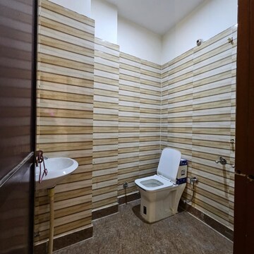 Bathroom in 2 BHK Builder Floor at Saket – for Rent