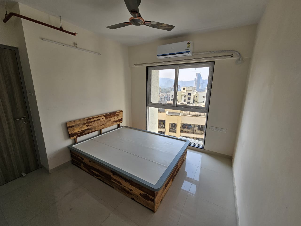 1 BHK 462 Sq.Ft. Apartment in Ashar Axis