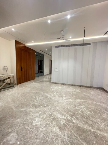 Bedroom in 3 BHK Builder Floor at Ansal Sushant Apartments, Sushant Lok I – for Sale