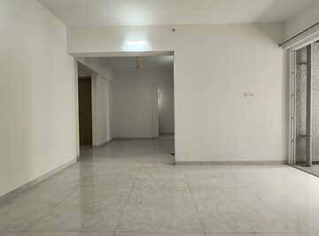 Room in 3 BHK Apartment at Majestique Marbella Phase 1, Kharadi – for Rent