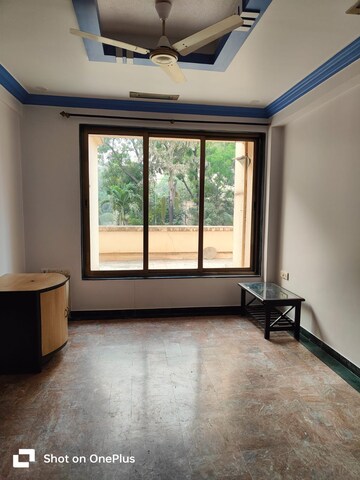 Room in 2 BHK Apartment at Hiranandani Estate Villa Rica, Ghodbunder Road – for Rent