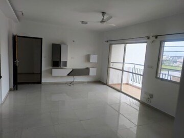 Room in 3 BHK Apartment at Gopalan Lake Front, Electronic City Phase I – for Rent
