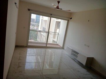 Room in 3 BHK Apartment at Gopalan Lake Front, Electronic City Phase I – for Rent