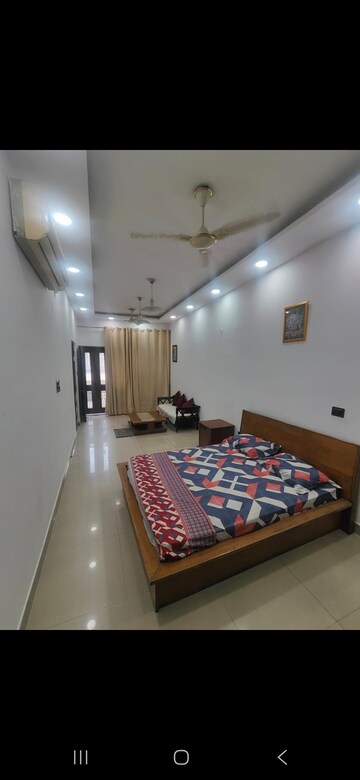 Bedroom in 3 BHK Builder Floor at Puri PP City Centre, Pitampura – for Rent