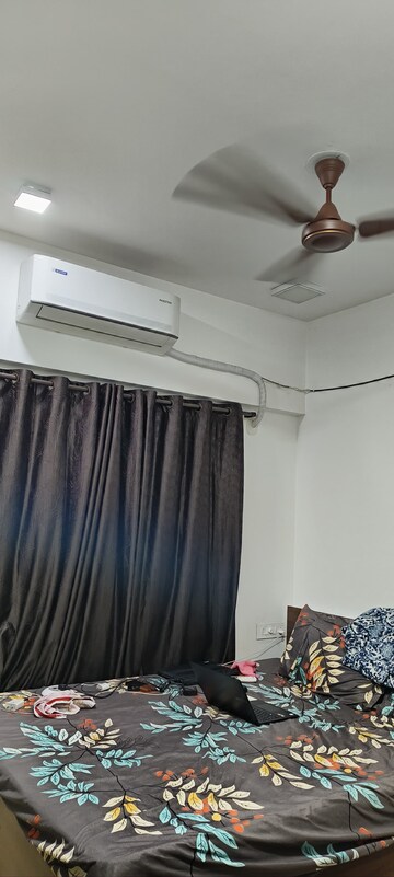 Furnished Amenities in 2 BHK Apartment at Laxmi Shrushti Apartment, Goregaon West – for Rent