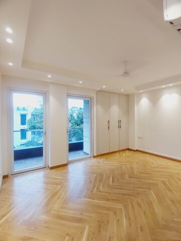Room in 3 BHK Builder Floor at Uday Park – for Rent