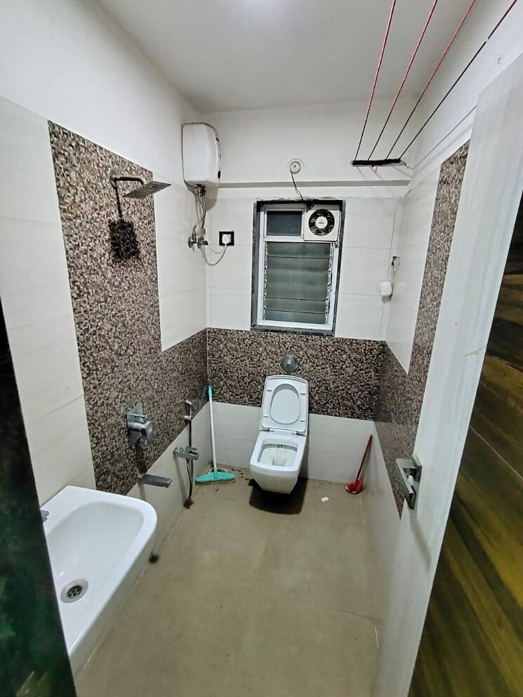 Master Bedroom, niwara-chs-andheri-west 3 Bedroom 1100 Sq.Ft. Apartment In Andheri West Mumbai 8948599