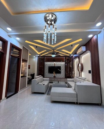 Living Room in 3.5 BHK Builder Floor at Sector 30 – for Sale