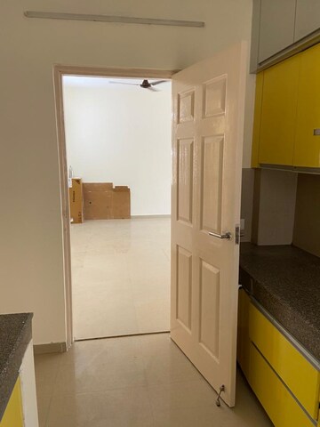 Room in 4 BHK Builder Floor at Emaar Emerald Floors Select, Sector 65 – for Rent