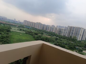 Swimming Pool in 2 BHK Apartment at Supertech The Romano, Sector 118 – for Rent