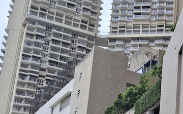 3 BHK Apartment For Rent in LnT Crescent Bay T5, Parel