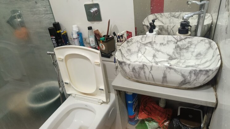 Bathroom, fairmont-la-paradiso 2 Bedroom 650 Sq.Ft. Apartment In Santacruz East Mumbai 8948678