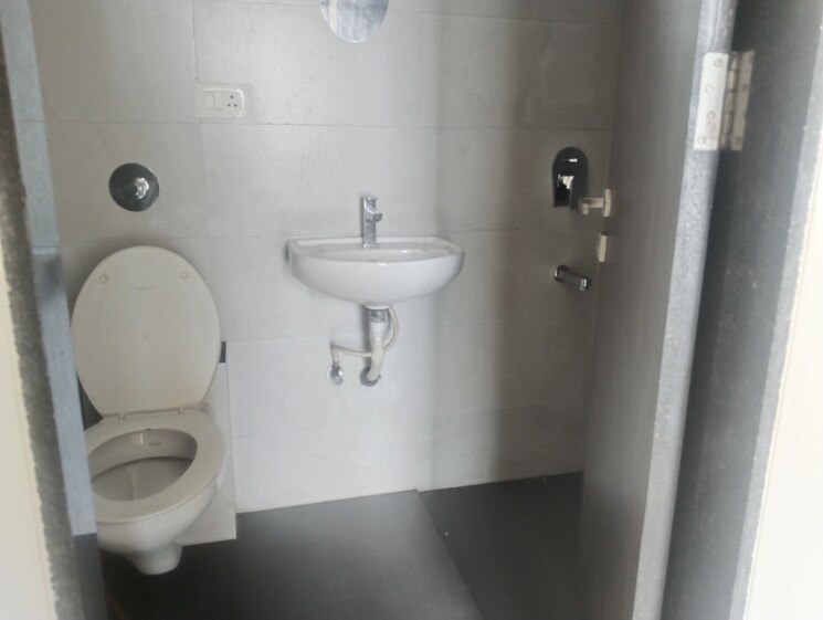 Bathroom, khandeshwar 2 Bedroom 650 Sq.Ft. Apartment In Khandeshwar Navi Mumbai 8948679
