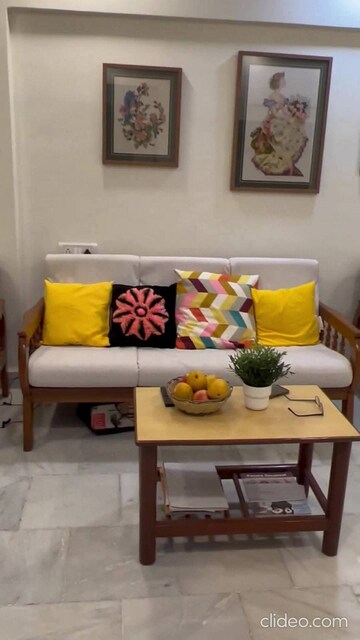 Furnished Amenities in 2 BHK Apartment at Andheri West – for Rent