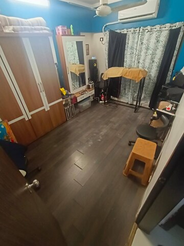 Living Room in 2 BHK Apartment at Andheri West – for Rent