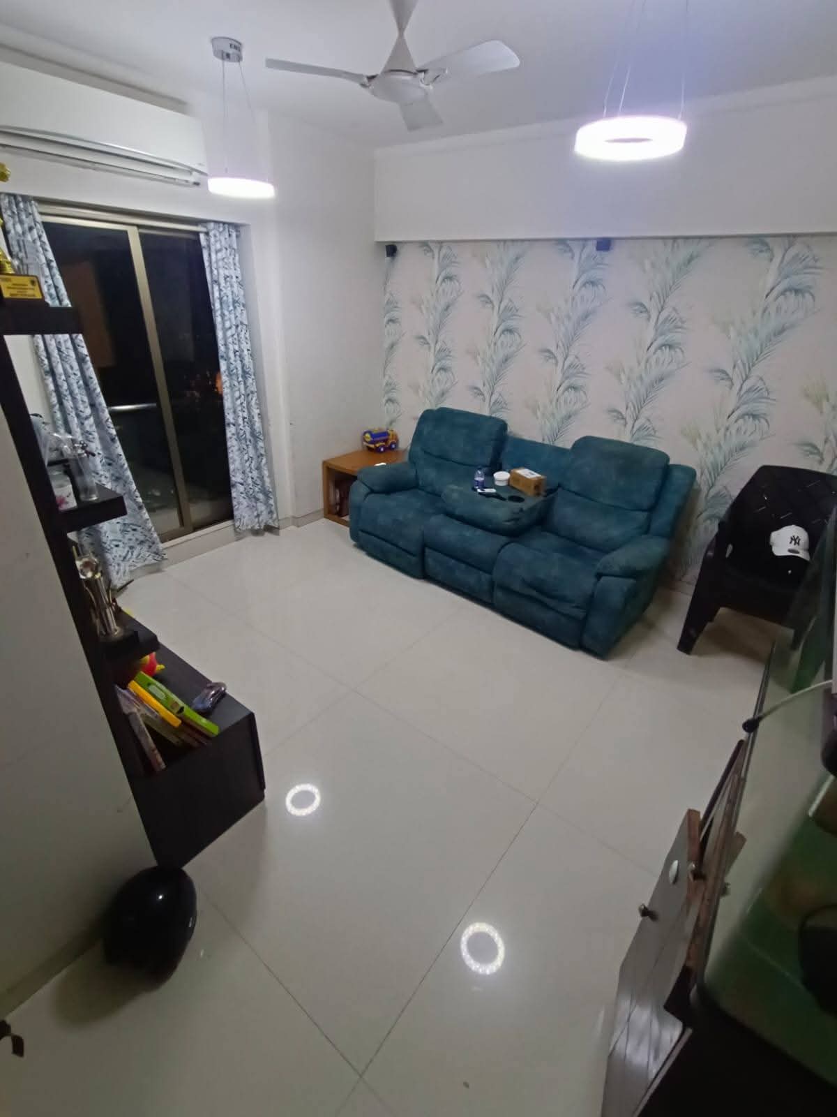 2 BHK Apartment For Rent in Andheri West