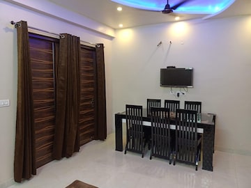 Living Room in 3 BHK Apartment at Sunshine Enclave, Vip Road – for Rent