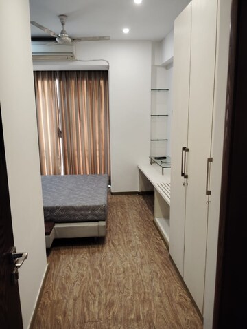 Bedroom in 2 BHK Apartment at Rizvi Silver Star, Santacruz East – for Rent