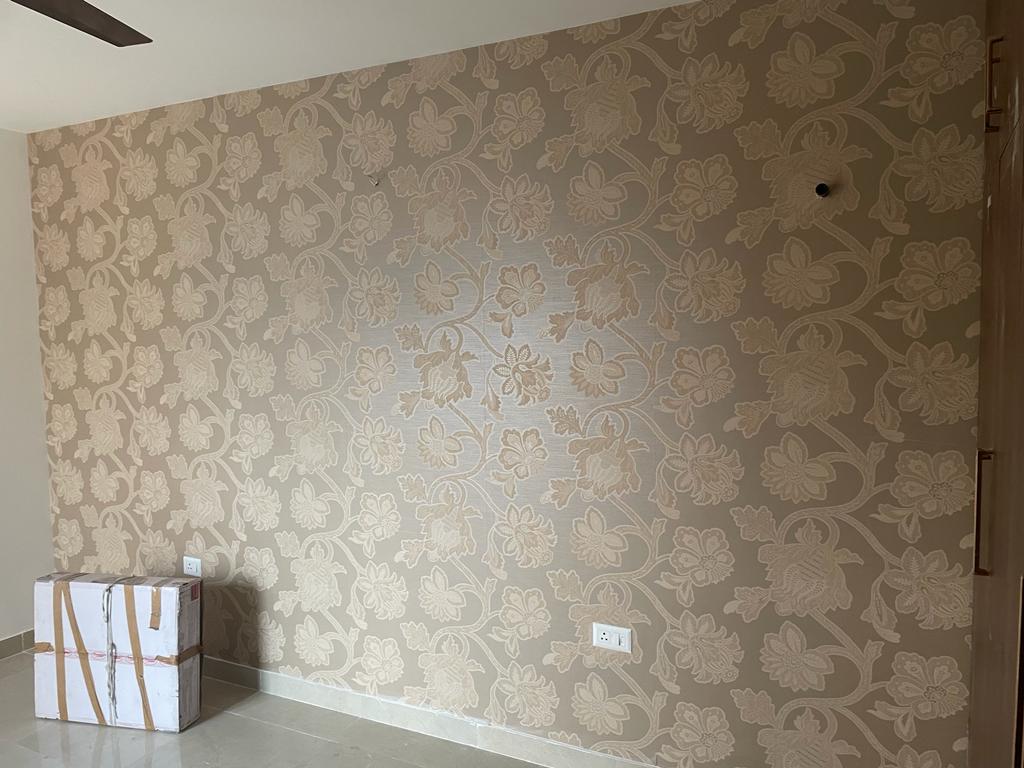 3 BHK 1375 Sq.Ft. Apartment in Amrapali Crystal Homes