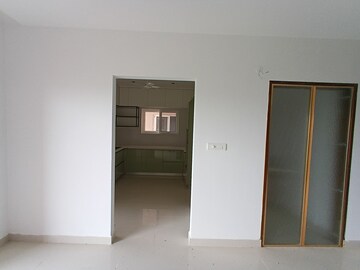 Room in 3 BHK Apartment at RNP 1, Kondapur – for Rent