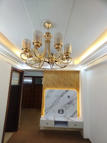 Furnished Amenities in 3 BHK Apartment at SVP Gulmohur Residency, Indrapuram – for Rent
