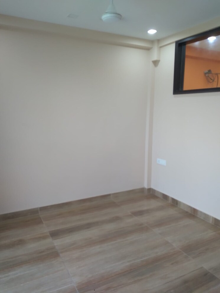 Room, the-arihant-cghs 3 Bedroom 1550 Sq.Ft. Apartment In Sector 56 Gurgaon 8948766