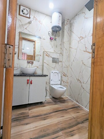 Bathroom in 3 BHK Apartment at The Arihant CGHS, Sector 56 – for Rent