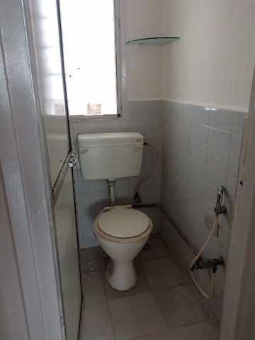 Bathroom in 1 BHK Apartment at Shree Pushpanjali CHS, Andheri West – for Rent