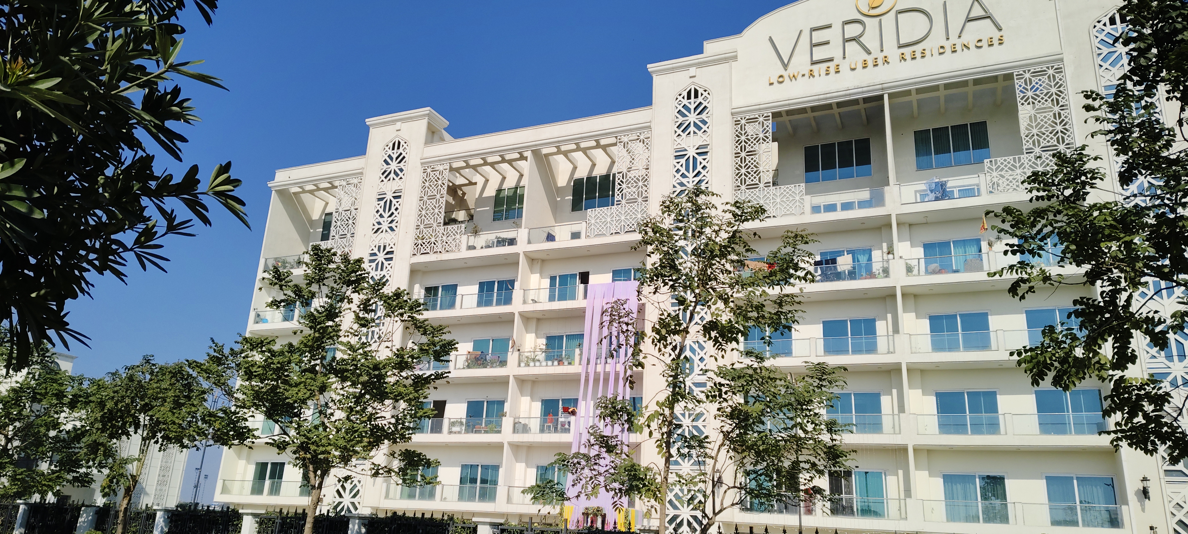 4 BHK + Servant Room 2385 Sq.Ft. Apartment in Uchdpl Veridia Oakwood Enclave