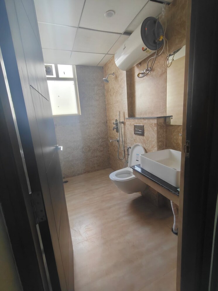 Kitchen, artique-uptown-skylla 3 Bedroom 2020 Sq.Ft. Apartment In International Airport Road Zirakpur 8948789