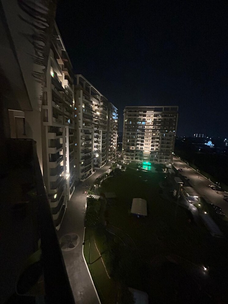  Parking, maya-green-lotus-saksham 3 Bedroom 1800 Sq.Ft. Apartment In International Airport Road Zirakpur 8948815