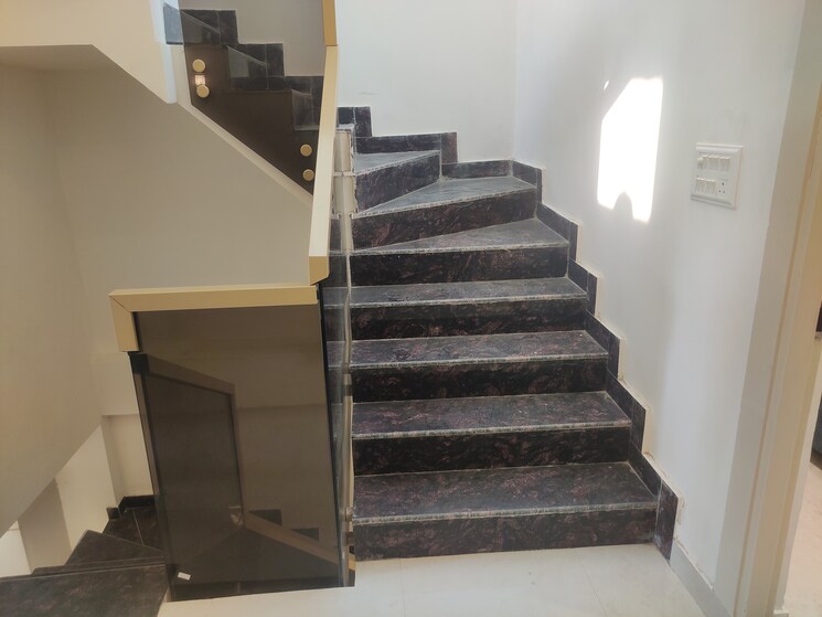 undefined, sector 107 2 Bedroom 1025 Sq.Ft. Builder Floor In Sector 107 Noida 8948808