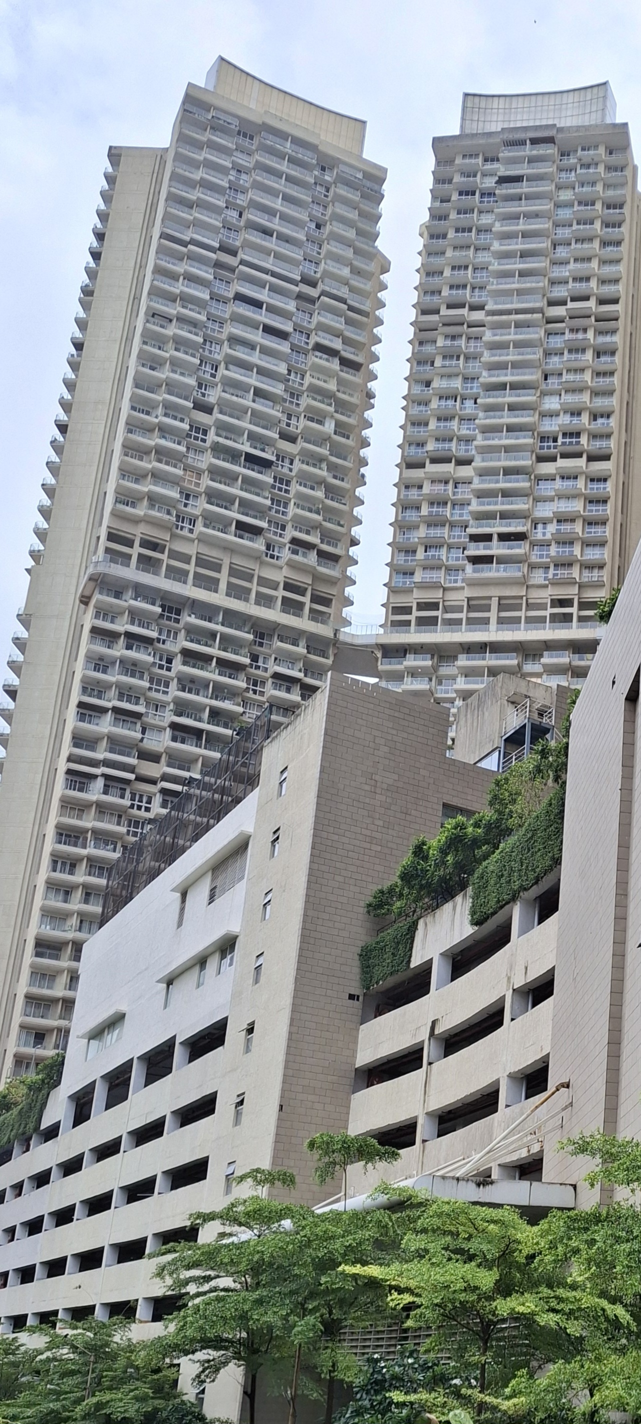 2 BHK + Study Room Apartment For Rent in L&T Crescent Bay T2