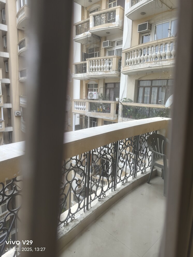 Balcony, tarika-cghs 4 Bedroom 2250 Sq.Ft. Apartment In Sector 43 Gurgaon 8948826